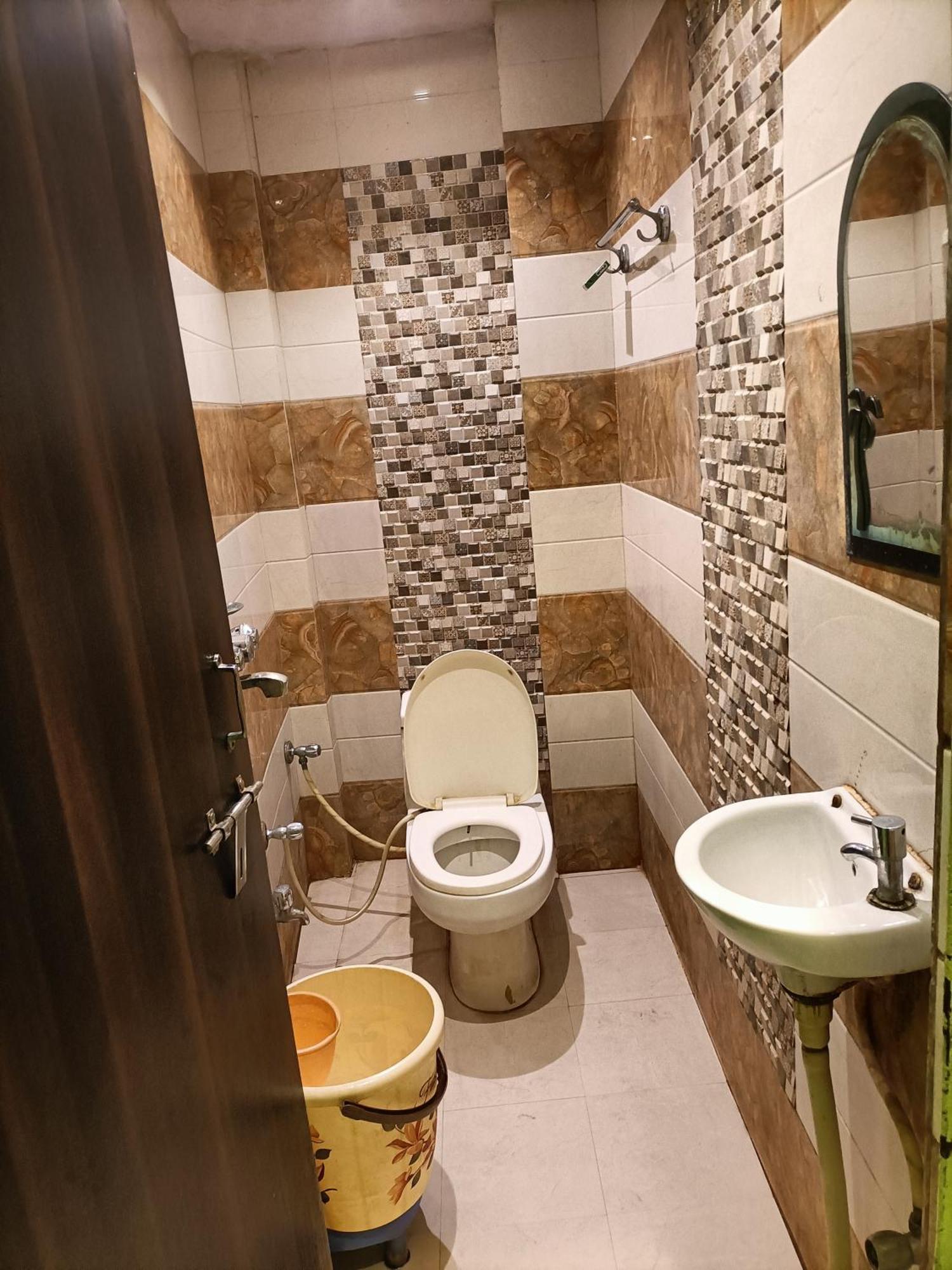 Hotel Picasso Varanasi Prime Location Εξωτερικό φωτογραφία