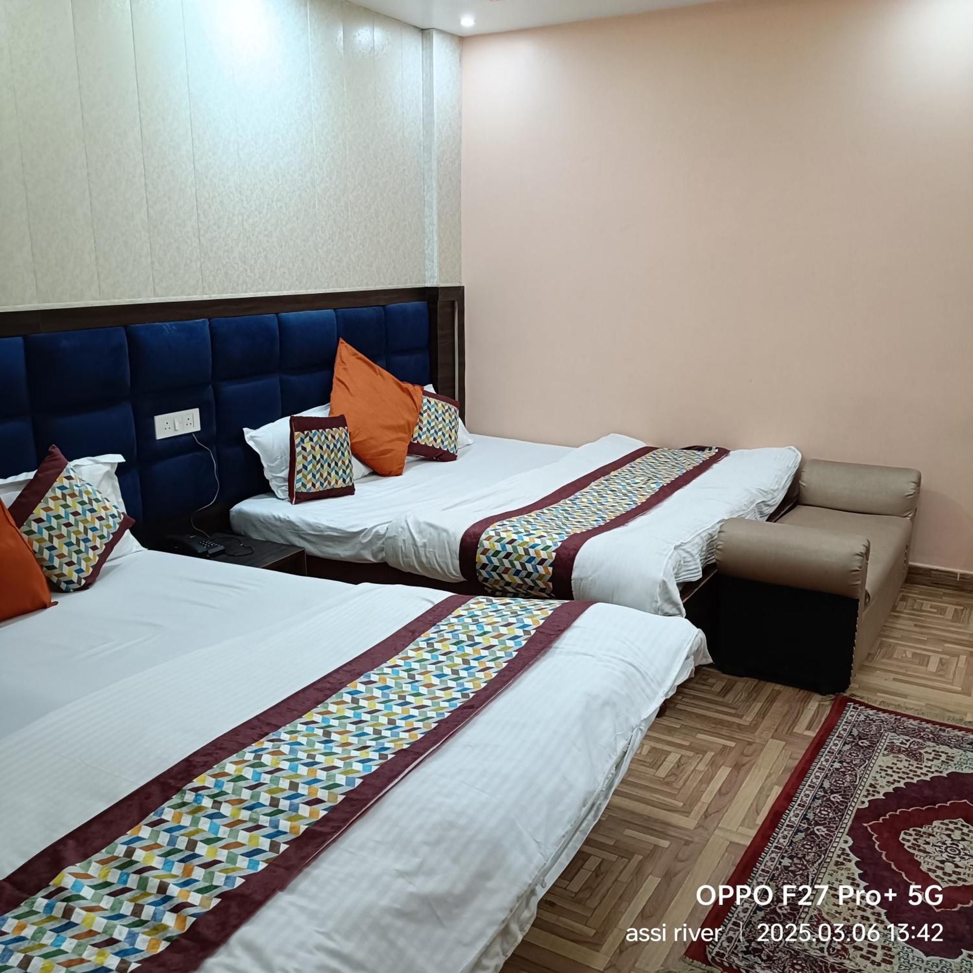 Hotel Picasso Varanasi Prime Location Εξωτερικό φωτογραφία
