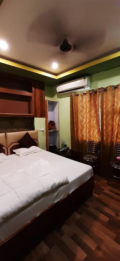 Hotel Picasso Varanasi Prime Location Εξωτερικό φωτογραφία